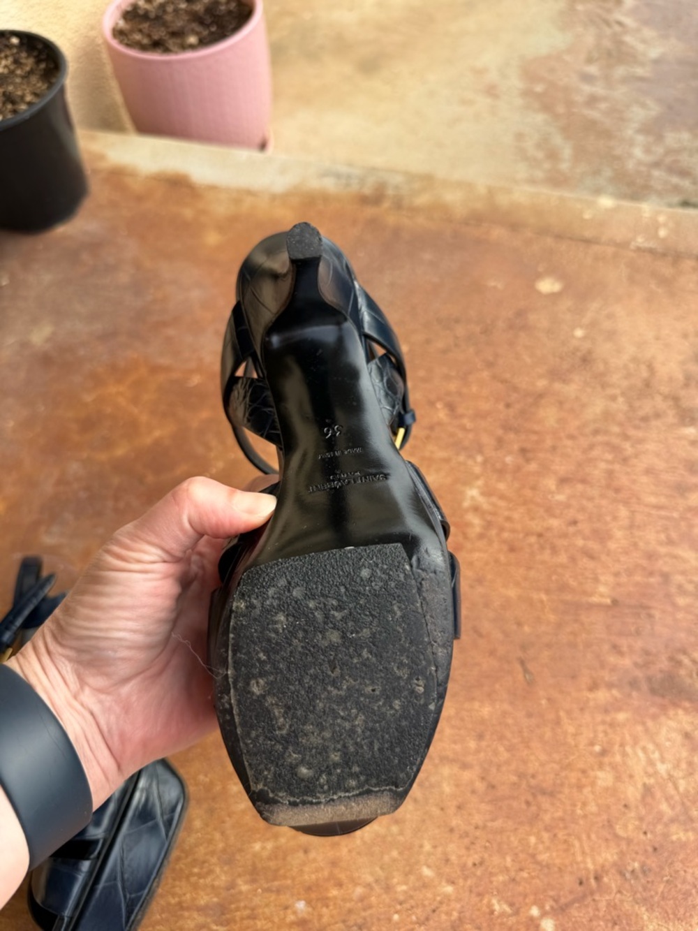 Saint Laurent tribute navy Leather Woven T-Strap Sandals with Gold Accents - Picture 11 of 13